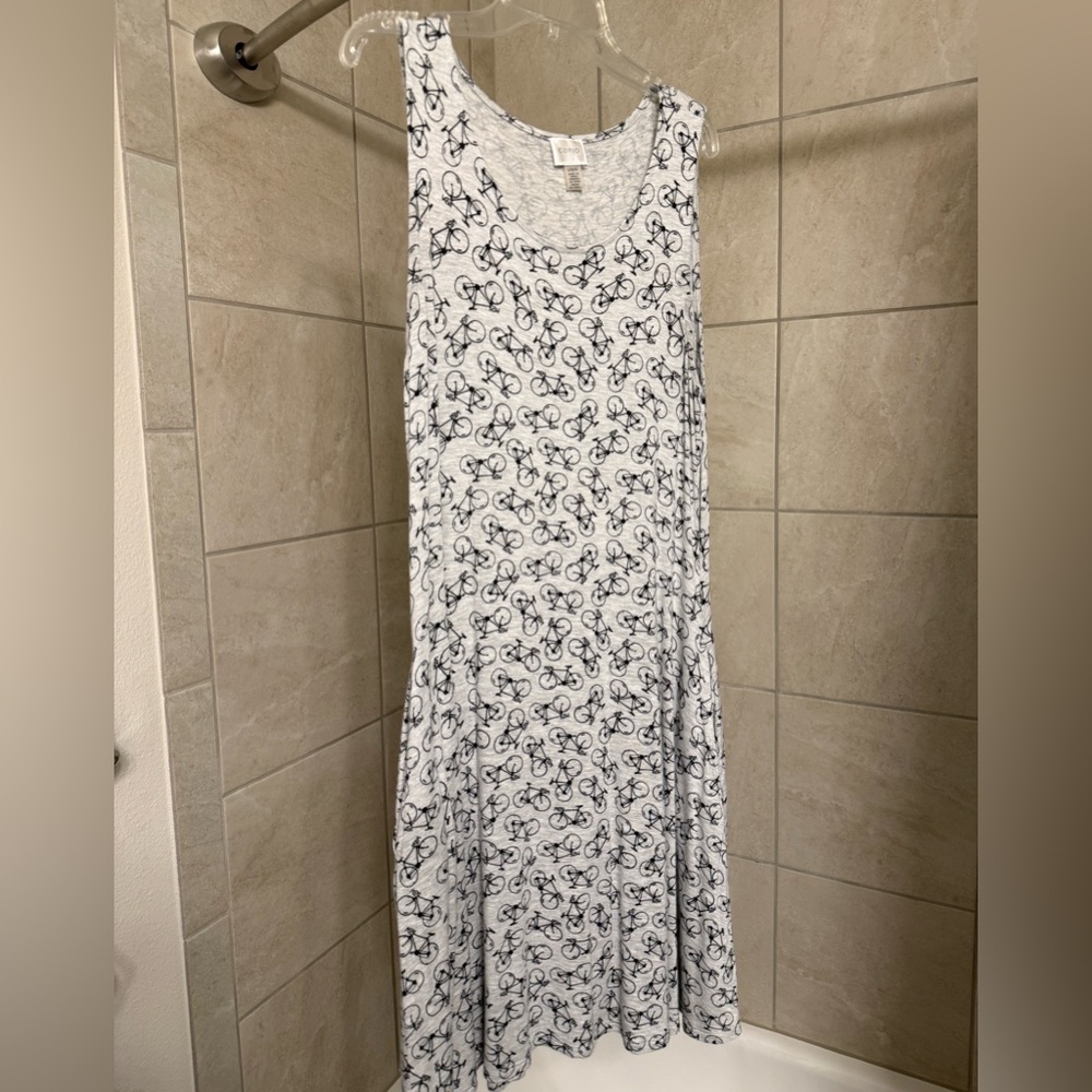 WORN MAYBE TWICE Cupio grey & black print sleeveless T-shirt dress, size Large